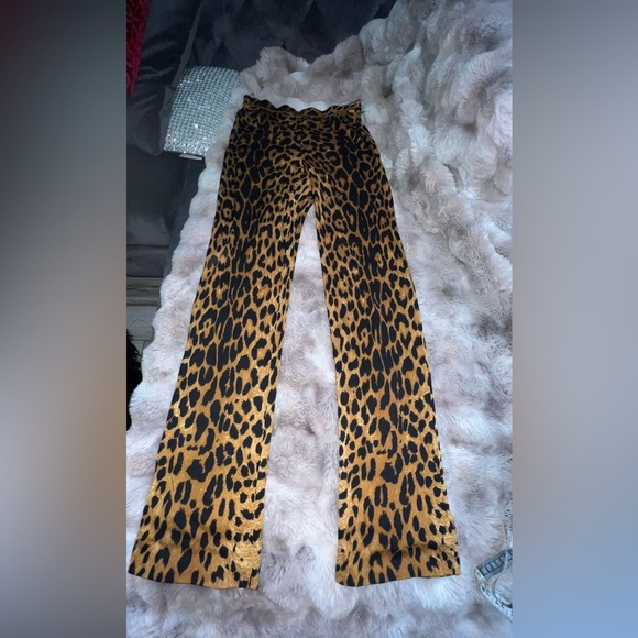 Rare Vintage Leonard Paris Leopard Print Silk wide Leg Pants, 42/6US - Picture 3 of 13